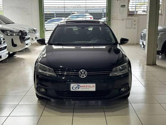 VOLKSWAGEN JETTA 2.0 COMFORTLINE FLEX 4P TIPTRONIC